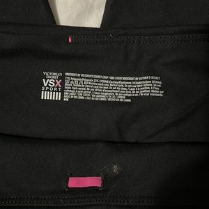 Victoria Sport capri leggings size Medium